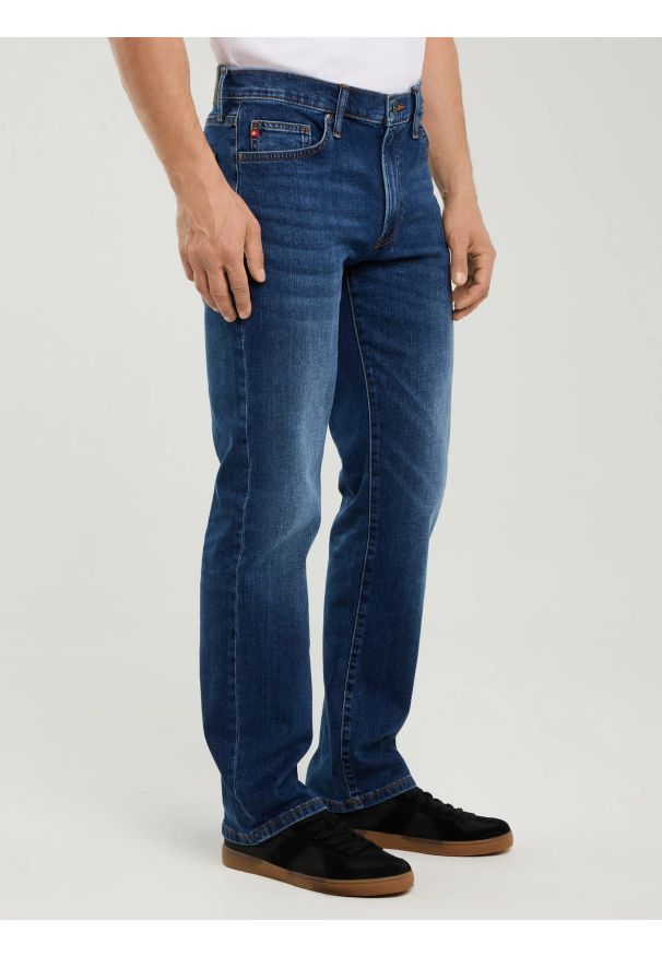 Big-Star - Jeansy męskie z prostą nogawką granatowe Trent 481. Stan: podwyższony. Kolor: niebieski. Styl: klasyczny