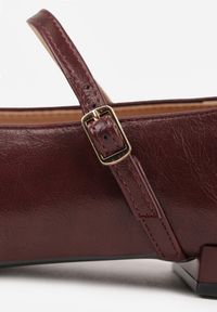 Renee - Bordowe Balerinki Vices w Stylu Mary Jane z Wkładką ze Skóry Naturalnej Emilane. Okazja: na co dzień. Nosek buta: szpiczasty. Zapięcie: pasek. Kolor: czerwony. Materiał: skóra. Styl: casual #2