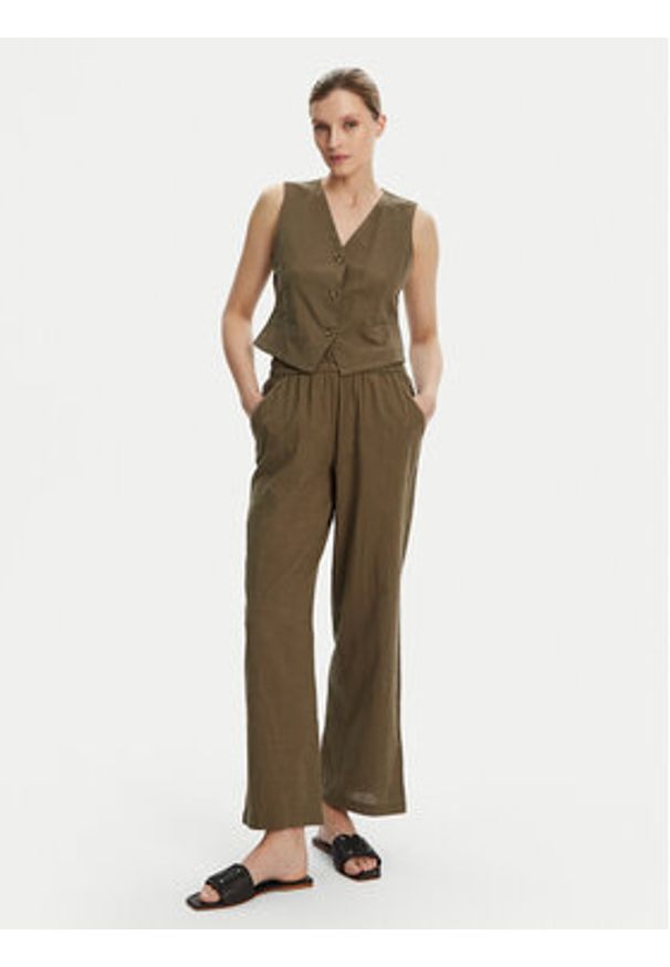 Vero Moda Kamizelka Caia 10333795 Zielony Regular Fit. Kolor: zielony. Materiał: bawełna