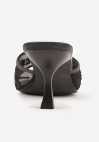 Renee - Czarne Siateczkowe Klapki na Metalicznej Szpilce z Imitacją Pereł i Haftem w Kwiaty Polia. Kolor: czarny. Materiał: satyna, tiul. Wzór: haft, kwiaty. Styl: glamour, elegancki #2