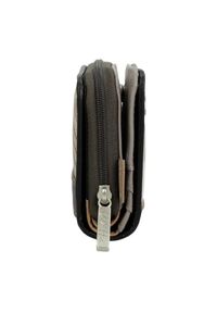 Portfel damski Anekke, z efektownym nadrukiem i metalowym logo zapinany na suwak wyposażony w przegrody na karty kieszeń na monety, brązowy, 42809-90. Kolor: brązowy. Wzór: nadruk #3