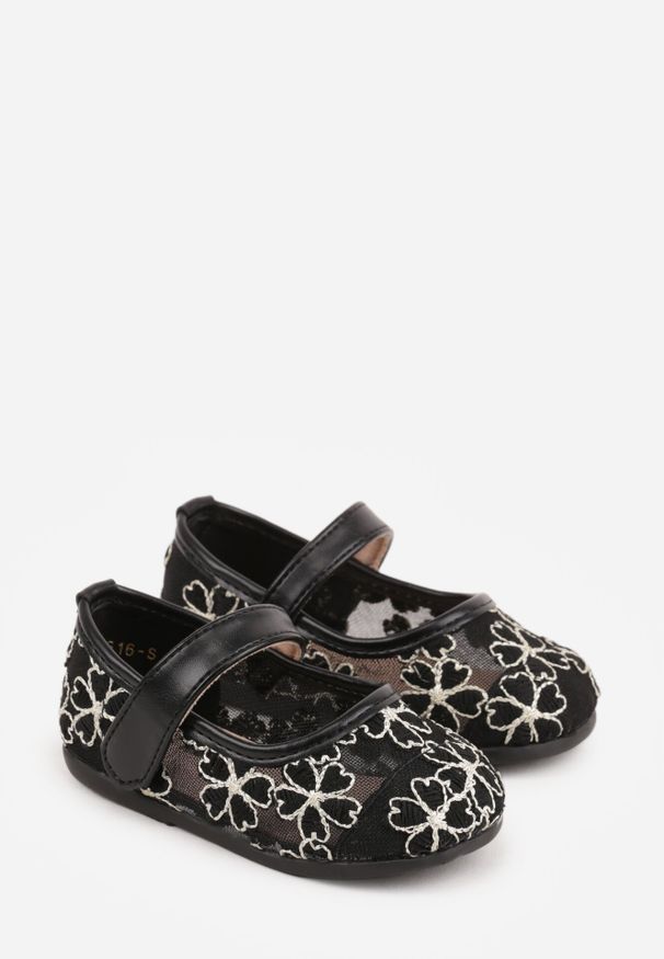 Born2be - Czarne Siateczkowe Balerinki z Paskiem na Rzep i Haftowanymi Kwiatkami Nasella. Okazja: na uczelnię. Zapięcie: rzepy. Kolor: czarny. Wzór: kwiaty, haft