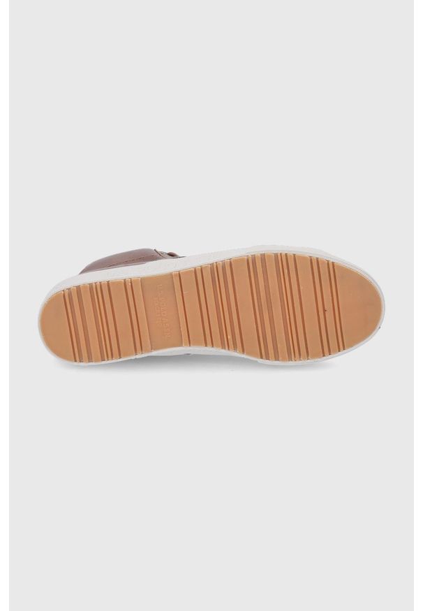 U.S. Polo Assn. - Buty. Nosek buta: okrągły. Zapięcie: sznurówki. Kolor: brązowy. Materiał: guma. Szerokość cholewki: normalna