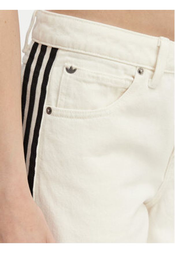 Adidas - adidas Jeansy Firebird KD2895 Beżowy Loose Fit. Kolor: beżowy