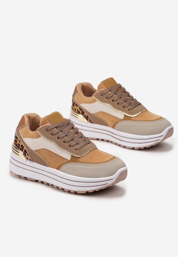 Renee - Brązowe Sneakersy na Wysokiej Podeszwie z Błyszczącymi Wstawkami Lovana. Kolor: brązowy. Obcas: na platformie