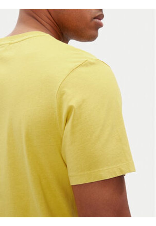 Pepe Jeans T-Shirt Jacko PM508664 Żółty Regular Fit. Kolor: żółty. Materiał: bawełna