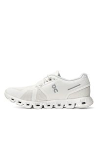 Buty treningowe damskie białe On Running Cloud 5. Kolor: biały. Materiał: guma, tkanina. Sport: bieganie #4