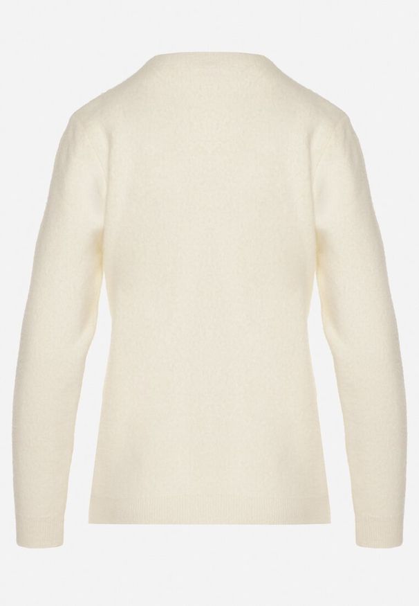 Born2be - Jasnobeżowy Sweter z Wełną w Klasycznym Stylu Firrive. Okazja: na co dzień. Kolor: beżowy. Materiał: wełna. Styl: klasyczny