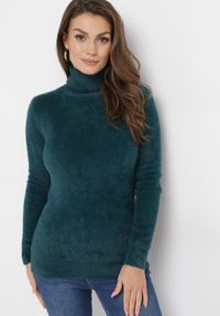 Born2be - Ciemnozielony Elastyczny Golf z Puszystej Tkaniny z Wełną Doulcet. Typ kołnierza: golf. Kolekcja: plus size. Kolor: zielony. Materiał: tkanina, wełna #5