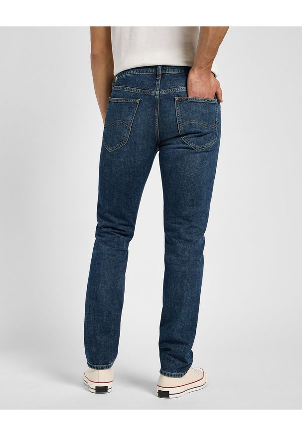Lee - LEE MĘSKIE SPODNIE JEANSOWE DAREN ZIP FLY VOYAGE 112355906 L707008613