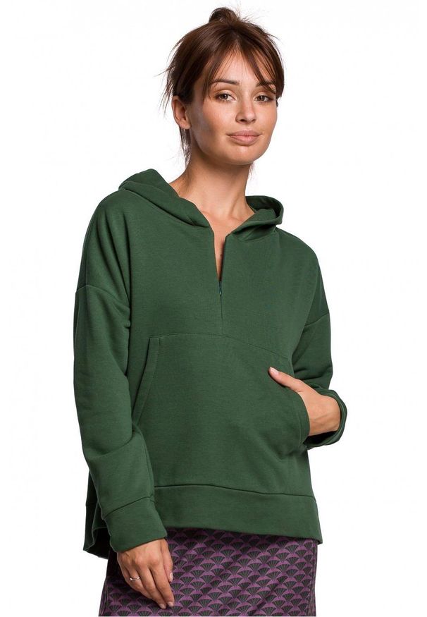 BE - Hoodie bluza damska oversize w kształcie dzwonka z kapturem zielona. Okazja: na co dzień. Typ kołnierza: kaptur. Kolor: zielony. Materiał: bawełna. Długość: krótkie. Styl: casual, elegancki