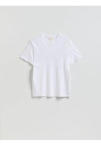 Reserved - T-shirt regular fit z lyocellem - biały. Kolor: biały. Materiał: bawełna