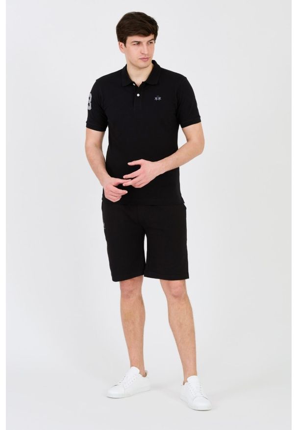 La Martina - LA MARTINA Czarne męskie polo z małym logo, Rozmiar XL. Typ kołnierza: polo. Kolor: czarny