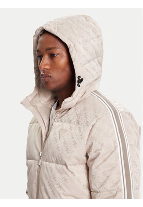 Guess Kurtka przejściowa Z5BL02 WFIQ2 Beżowy Regular Fit. Kolor: beżowy. Materiał: bawełna, syntetyk