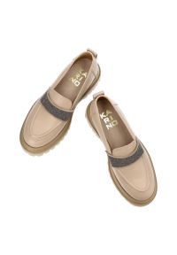 Beżowe Półbuty Karino Eleganckie Skórzane Buty. Okazja: na co dzień. Kolor: beżowy. Materiał: skóra. Szerokość cholewki: normalna. Wzór: aplikacja. Styl: elegancki #3