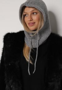 Born2be - Szara Czapka Kominiarka z Wełną o Kroju Kaptura z Kominem Linezra. Kolor: szary. Materiał: wełna. Styl: casual, elegancki #1