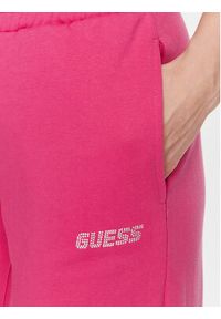 Guess Spodnie dresowe Eleanora V4RB10 KC5O0 Różowy Regular Fit. Kolor: różowy. Materiał: bawełna #3