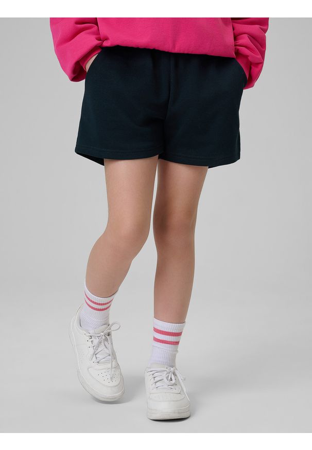 4f - 4F Spodenki dresowe dziewczęce - granatowe 152 (11-12 lat). Kolor: niebieski. Materiał: dresówka. Długość: krótkie. Wzór: gładki, ze splotem. Sezon: lato