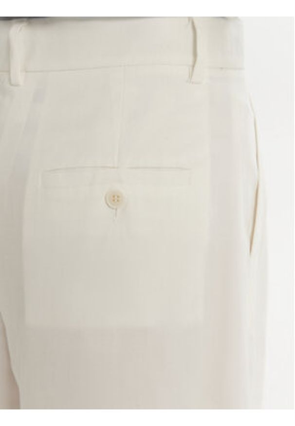 Weekend Max Mara Bermudy Ecuba 2515141032 Biały Regular Fit. Kolor: biały. Materiał: bawełna