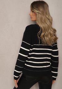 Renee - Czarno-Biały Sweter z Wiskozą z Elastycznego Materiału w Paski Nevenaia. Kolor: czarny. Materiał: materiał, wiskoza. Wzór: paski. Sezon: zima