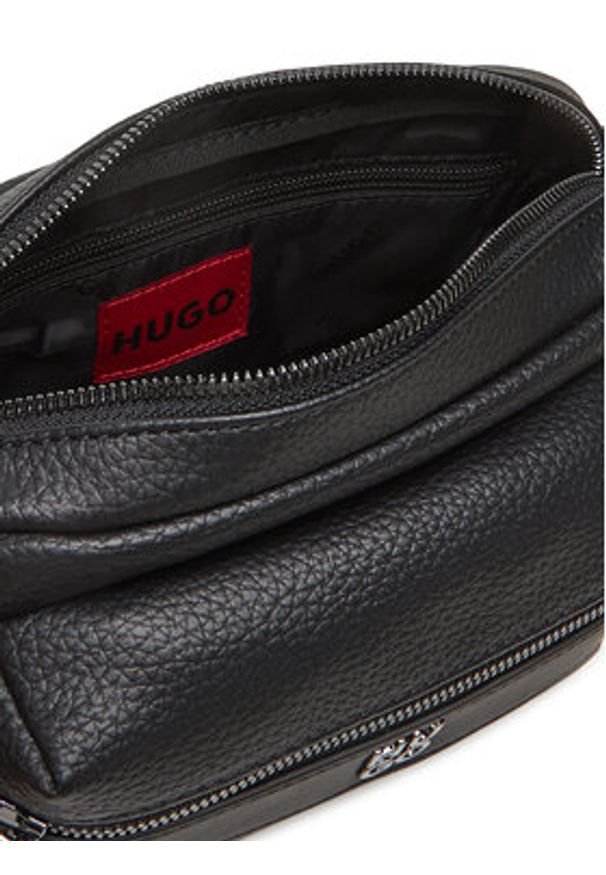 Hugo - HUGO Saszetka Quantic 50547441 Czarny. Kolor: czarny. Materiał: skóra