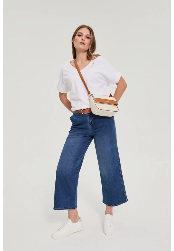 MOODO - Torebka na ramię beżowa. Kolor: beżowy. Rodzaj torebki: na ramię