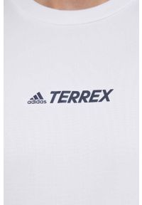 adidas TERREX t-shirt sportowy Multi kolor biały z nadrukiem. Kolor: biały. Materiał: skóra, poliester, materiał. Długość: długie. Wzór: nadruk. Styl: sportowy