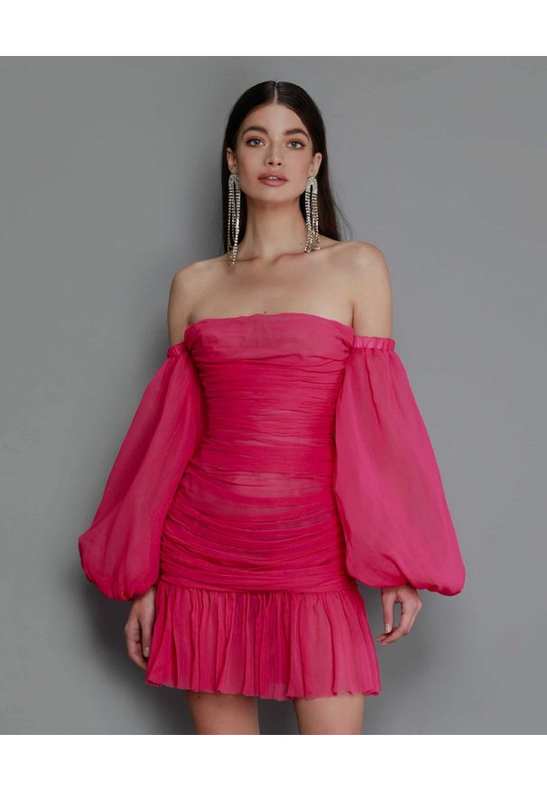 BRONX AND BANCO - Różowa sukienka mini Rumi. Typ kołnierza: dekolt gorset. Kolor: różowy, wielokolorowy, fioletowy. Materiał: tiul, jedwab, szyfon. Typ sukienki: gorsetowe, oversize. Długość: mini