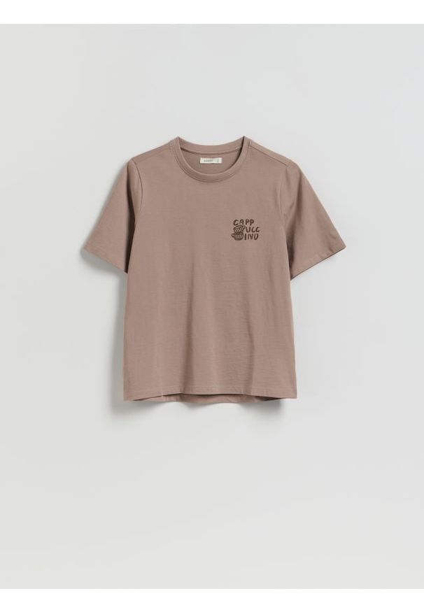 Reserved - Bawełniany t-shirt z nadrukiem - brązowy. Kolor: brązowy. Materiał: bawełna. Wzór: nadruk