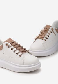 Born2be - Biało-Szampańskie Sneakersy Elenaya. Kolor: biały. Materiał: skóra ekologiczna. Obcas: na platformie