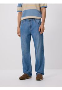 Reserved - Jeansy straight fit - niebieski. Kolor: niebieski