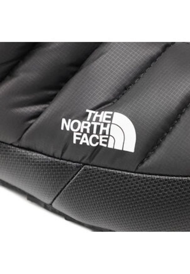 The North Face Kapcie Thermoball Traction Bootie NF0A331HKY4 Czarny. Kolor: czarny. Materiał: materiał
