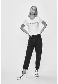 Calvin Klein Jeans - T-shirt J20J207879. Okazja: na co dzień. Kolor: biały. Materiał: dzianina. Wzór: nadruk. Styl: casual #3
