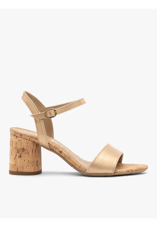 Ryłko - Złote sandały na obcasie obleczonym korkiem. Nosek buta: okrągły. Kolor: złoty. Materiał: skóra. Obcas: na obcasie. Styl: street. Wysokość obcasa: średni