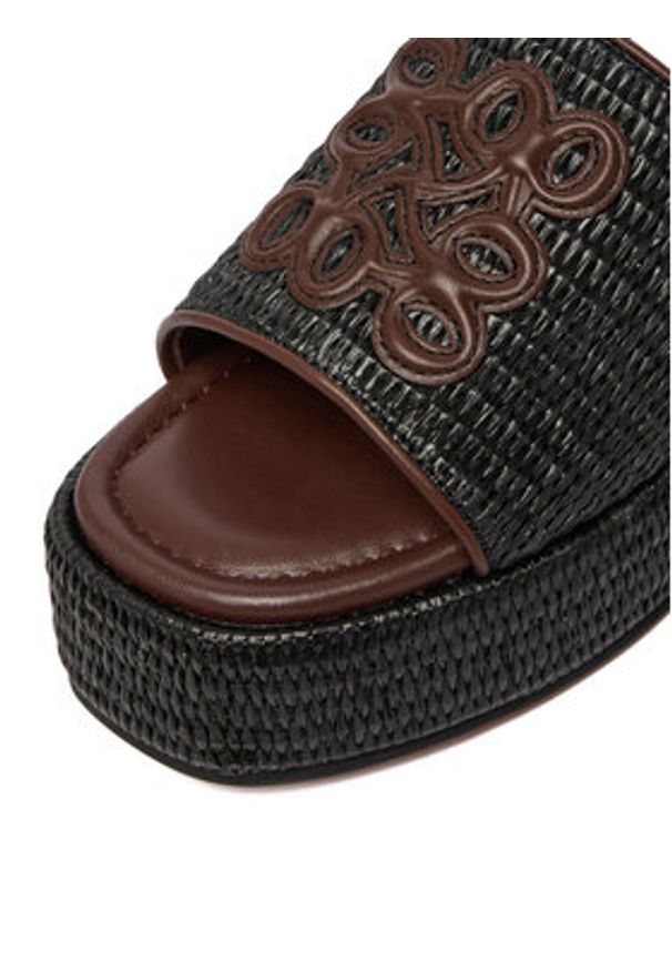 Nine West Klapki EO-259-8201 Czarny. Kolor: czarny. Materiał: syntetyk