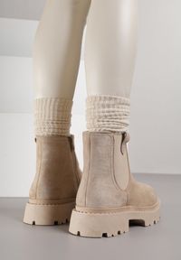 Renee - Beżowe Botki Sztyblety na Grubej Podeszwie Liraelia. Kolor: beżowy. Materiał: jeans. Sezon: zima, jesień. Obcas: na obcasie. Styl: elegancki. Wysokość obcasa: średni #6