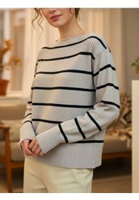 Sinsay - Sweter w paski - beżowy. Kolor: beżowy. Wzór: paski