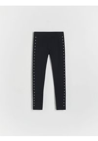 Reserved - Bawełniane legginsy z aplikacją - czarny. Kolor: czarny. Materiał: bawełna. Wzór: aplikacja