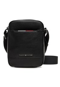 TOMMY HILFIGER - Tommy Hilfiger Saszetka Th Central Mini Reporter AM0AM13486 Czarny. Kolor: czarny. Materiał: skóra