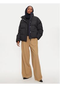 Mustang Kurtka zimowa Gillian 1015440 Czarny Relaxed Fit. Kolor: czarny. Materiał: syntetyk. Sezon: zima #4