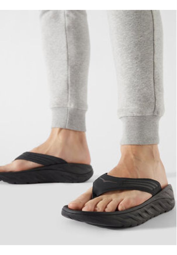 HOKA - Hoka Japonki Ora Recovery Flip 1099675 Czarny. Kolor: czarny. Materiał: skóra