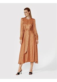 Simple Sukienka codzienna SUD070 Brązowy Regular Fit. Okazja: na co dzień. Kolor: brązowy. Materiał: wiskoza. Typ sukienki: proste. Styl: casual #1