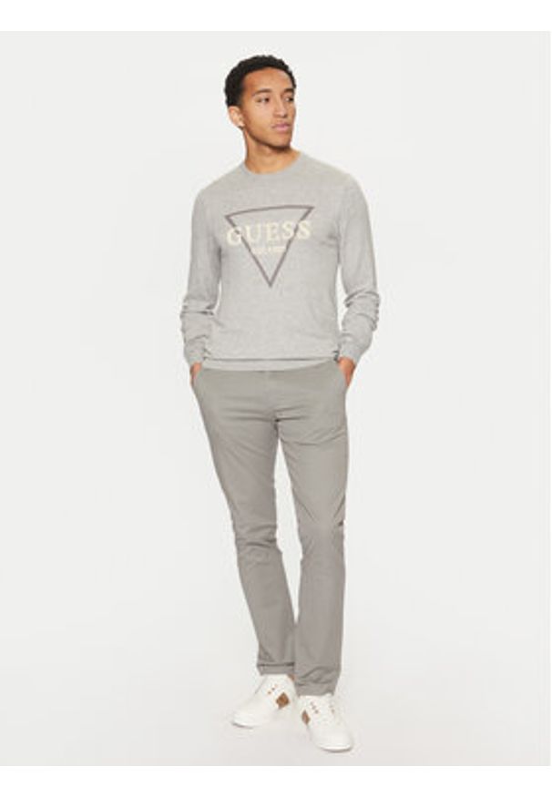 Guess Sweter M5RR02 Z3KI1 Szary Regular Fit. Kolor: szary. Materiał: bawełna