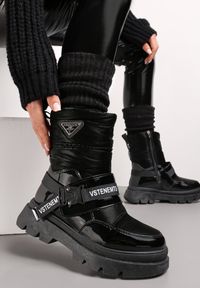 Born2be - Czarne Lakierowane Śniegowce z Ozdobnymi Taśmami Eraclio. Okazja: na co dzień. Kolor: czarny. Materiał: lakier. Wzór: aplikacja. Sezon: zima. Styl: casual, elegancki #5