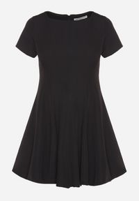 Born2be - Czarna Rozkloszowana Sukienka z Krótkim Rękawem i Ozdobnymi Przeszyciami Meporea. Okazja: na co dzień. Kolor: czarny. Długość rękawa: krótki rękaw. Styl: elegancki, casual, klasyczny #4