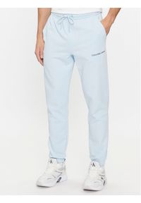 Calvin Klein Jeans Spodnie dresowe Institutional Hwk Pant J30J324739 Niebieski Regular Fit. Kolor: niebieski. Materiał: dresówka, bawełna