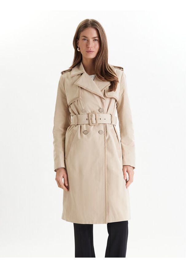 Guess Trencz W5RL14 WGWD2 Beżowy Regular Fit. Kolor: beżowy. Materiał: syntetyk