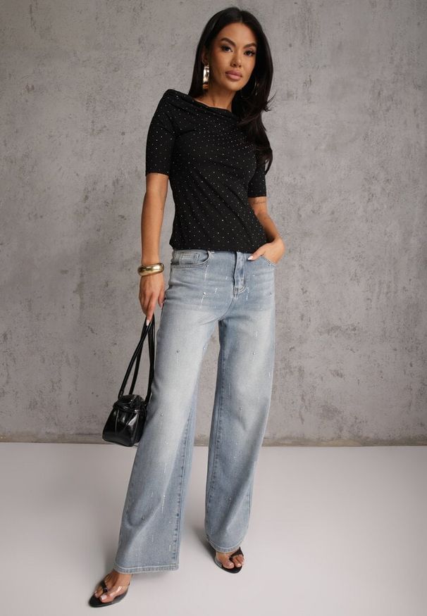 Renee - Czarna Bluzka z Dekoltem Typu Łódka Ozdobiona Cyrkoniami Neaninna. Okazja: na co dzień. Kolor: czarny. Materiał: poliester, jeans. Wzór: aplikacja. Styl: casual, elegancki