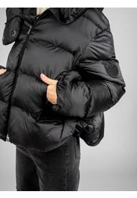 Pinko Kurtka "Giza" | 1G16CJ Y762 | Giza | Kobieta | Czarny. Typ kołnierza: kaptur, kołnierzyk stójkowy. Kolor: czarny. Materiał: poliamid. Wzór: aplikacja #5