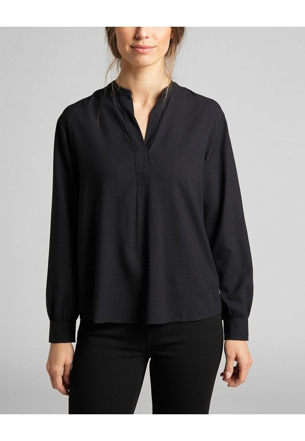 Lee - LEE ESSENTIAL BLOUSE DAMSKA KOSZULA DŁUGI RĘKAW BLACK L45EJU01. Długość rękawa: długi rękaw. Długość: długie